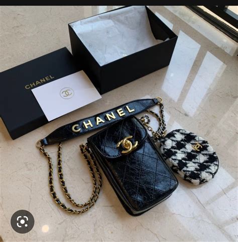 chanel vip gift bag 2022|chanel gift sets 2022.